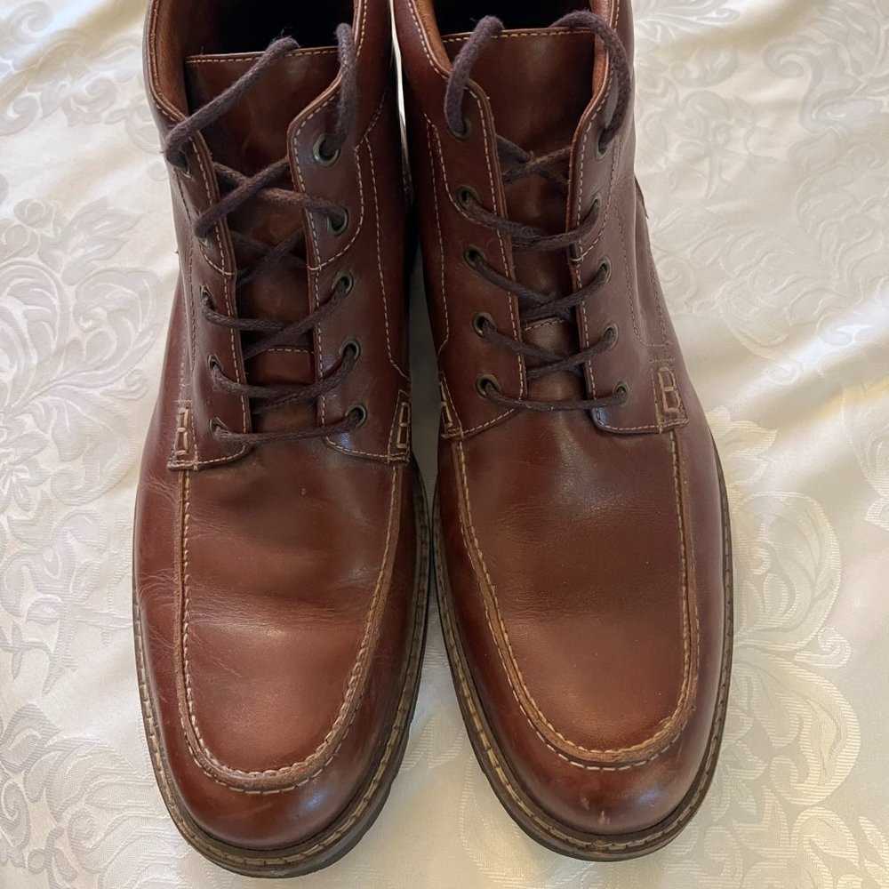 Johnston & Murphy lace up leather ankle boot